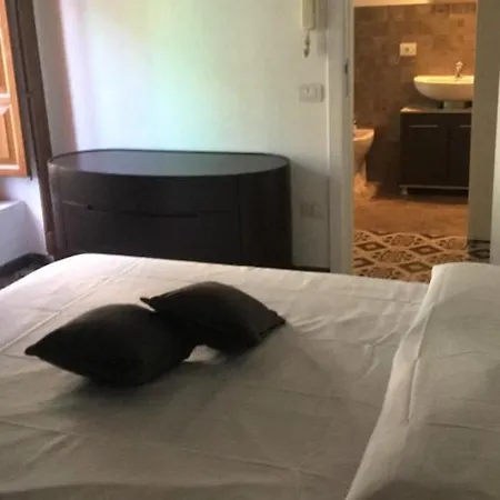 Piazza Duomo Holiday home *